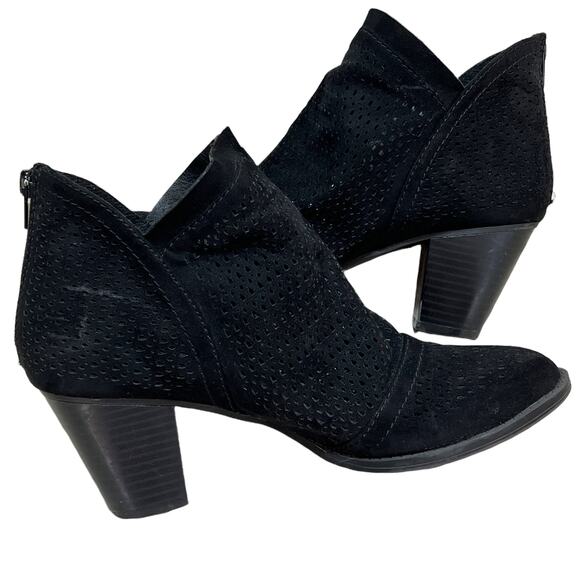 Report Footwear SIZE 7.5 Geometric Shapes Cut Out 2.5" Heel Ankle Booties - Picture 3 of 8